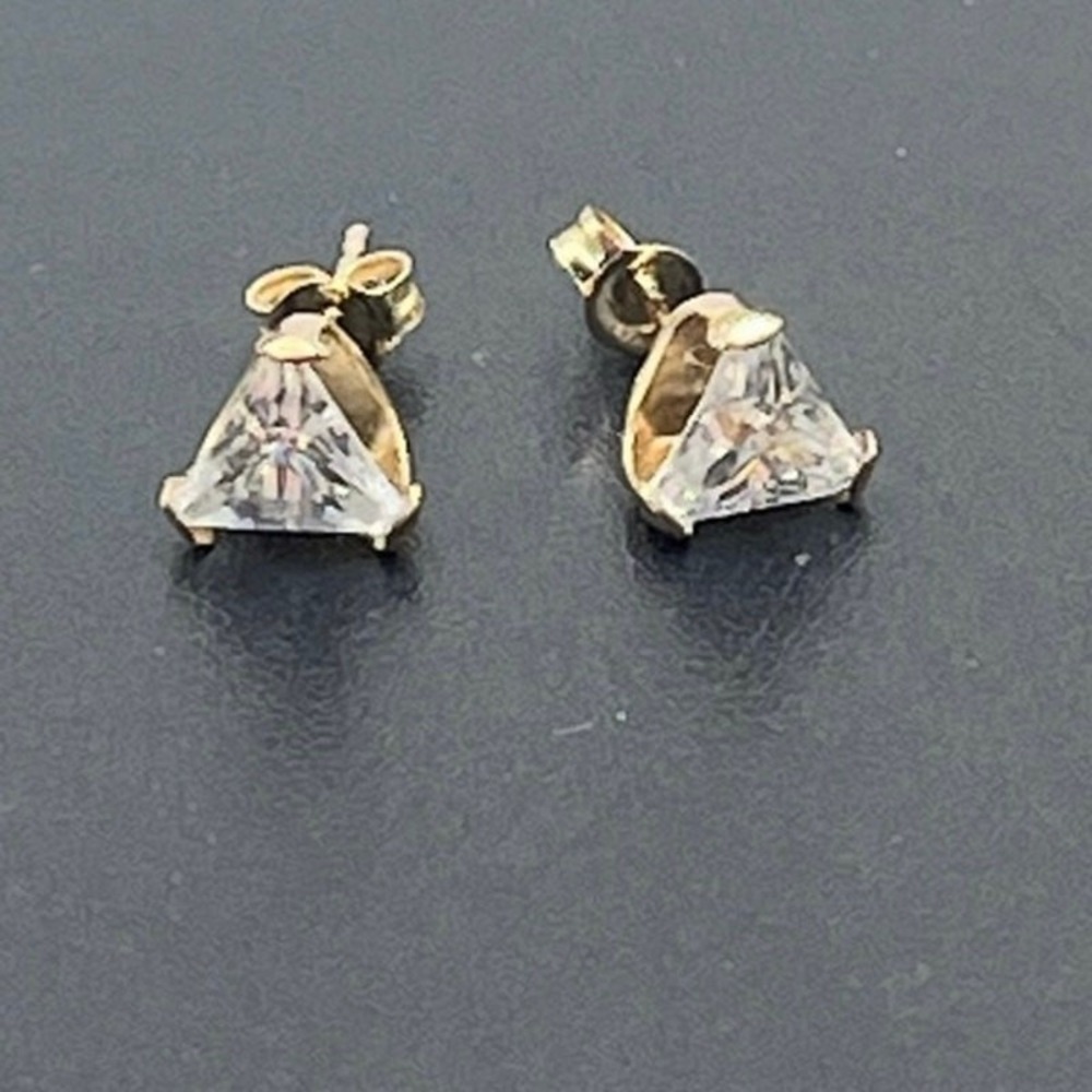 Designer 10K Yellow Gold Posts  Triangle Cubic Zirconia CZ Stud‎ Earrings .60g